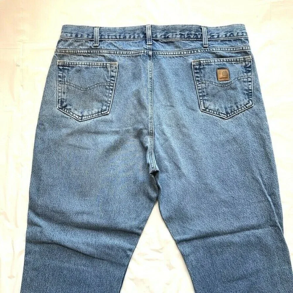 Carhartt Traditional Fit Jeans B18 DST Mens 42x32 Relaxed Medium Blue Wash Denim